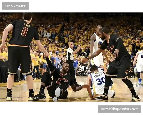 NBA巅峰对决再现荣耀时刻 球场之上谁能笑傲群雄争锋天下 NBA巅峰对决再现荣耀时刻 球场之上谁能笑傲群雄争锋天下